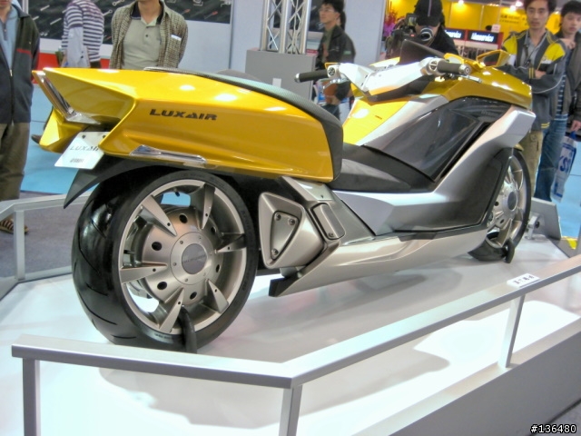 [分享]2008世貿機車展!!(小心~近百張圖)