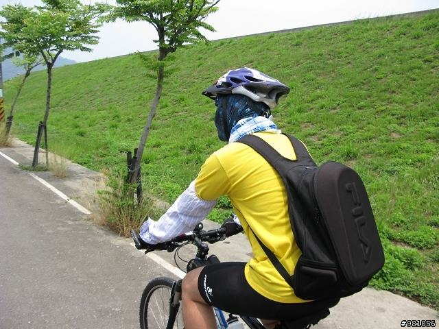 業務員的雙腳+2輪鐵馬+20km/h的視野=108km的旅程