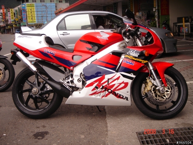 喜歡Aprilia RS125的車主請進