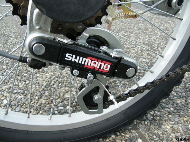 [開箱分享]平價3K小折20"日本SHIMANO 6段變速折疊車FLAT