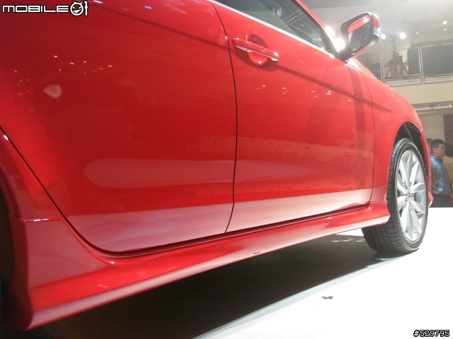 來吧!Lancer Fortis 1.8+Lancer Fortis 1.8空力版+Lancer iO 2.0發表照片登場