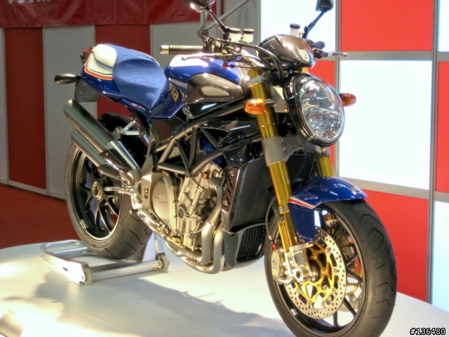 [分享]2008世貿機車展!!(小心~近百張圖)