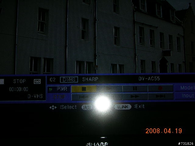 SHARP AQOUS LCD LC-52RX1W與三合一錄放影機DV-AC55連動