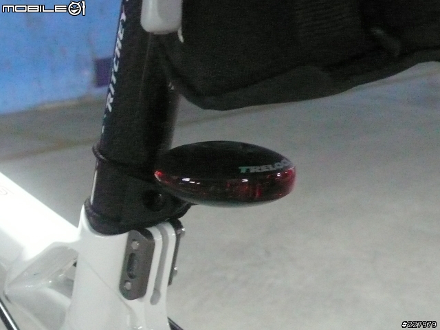 [分享]低調的華麗BMC team elite 02 年度心得報告 AND 08"FOX F100 RLC AND 08"XTR CARBON 後變