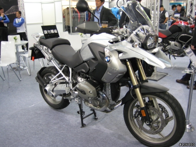 [分享]2008世貿機車展!!(小心~近百張圖)