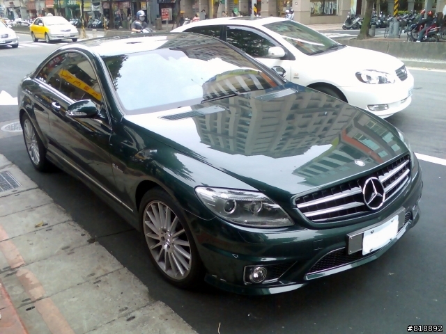 今天吃午飯巧遇Mercedes-Benz CL63 AMG