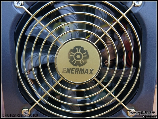 [測試]Enermax 保銳 魔族525w 模組化電源供應器 重裝上陣!