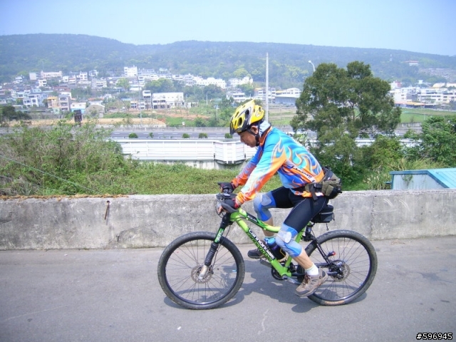[豐原金東邦] 烏來、桶后、碧潭、單車1日遊。