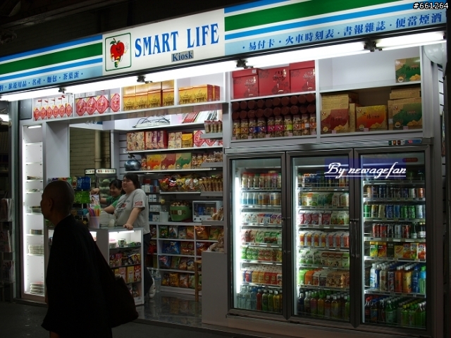 E3 + 餅乾鏡25/f2.8 測試文