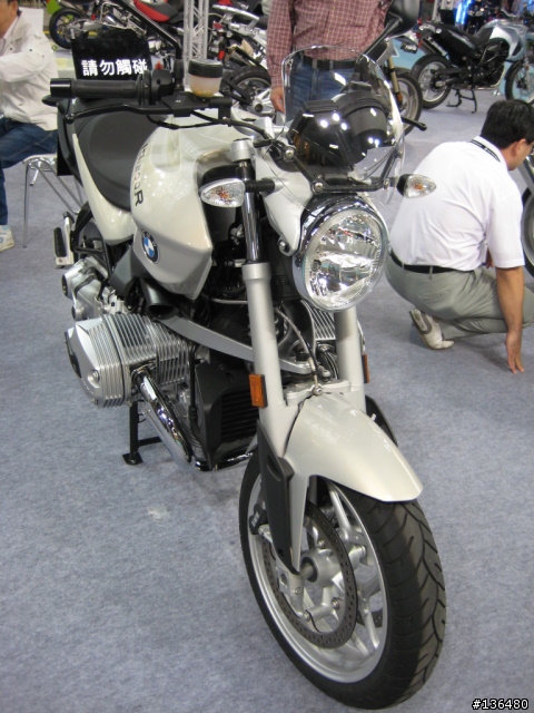 [分享]2008世貿機車展!!(小心~近百張圖)