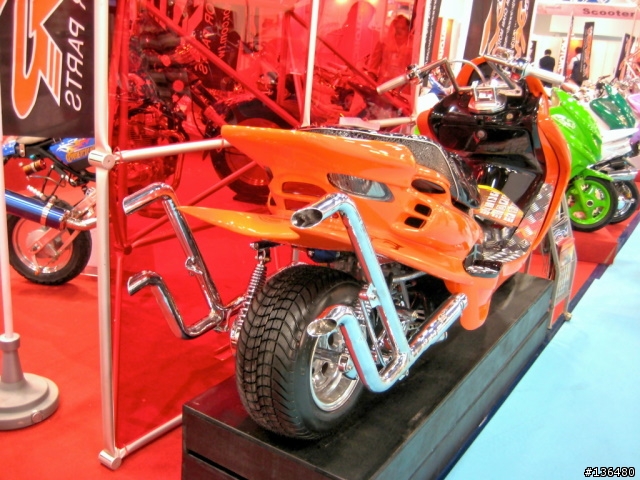 [分享]2008世貿機車展!!(小心~近百張圖)