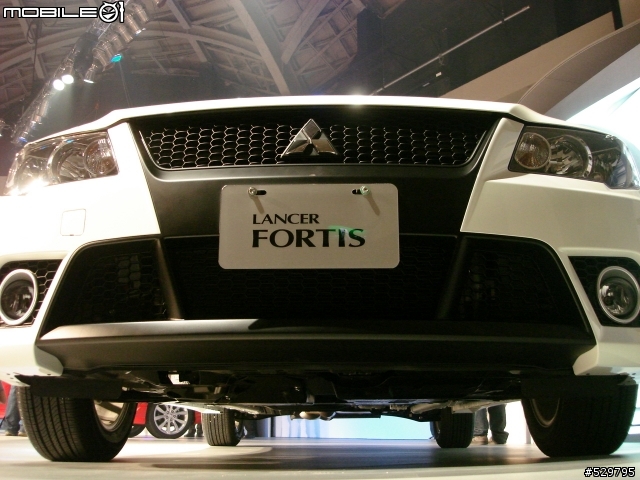 來吧!Lancer Fortis 1.8+Lancer Fortis 1.8空力版+Lancer iO 2.0發表照片登場