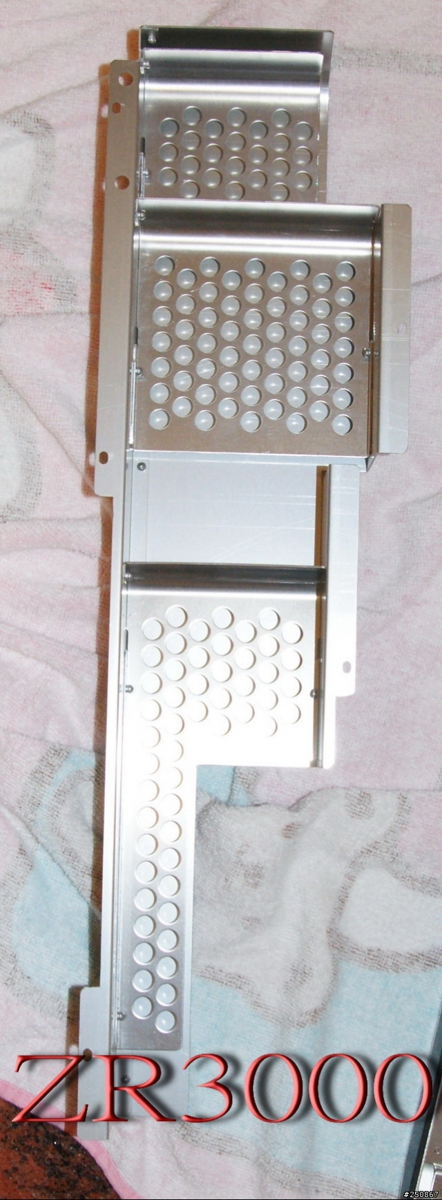 星野金屬之 ALCADIA XR-1 LEGEND v.s ALCADIA ZR3000 LEGEND