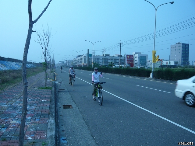 業務員的雙腳+2輪鐵馬+20km/h的視野=108km的旅程