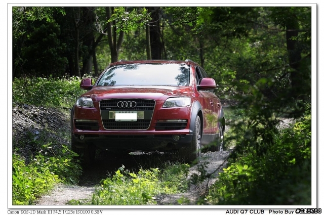 [貼圖] AUDI Q7 的照片 今天工作所拍  補成10張了
