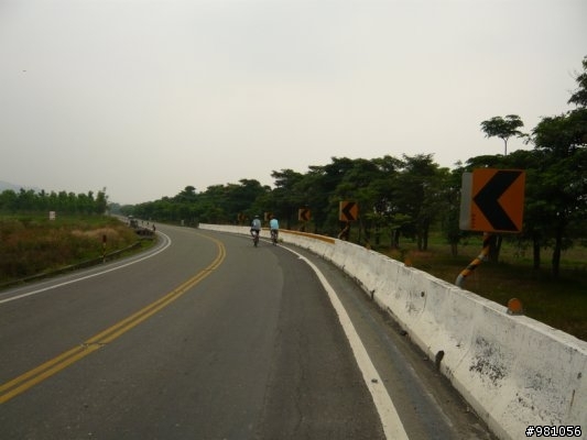 6隻肉腳的最初試煉-高屏102km