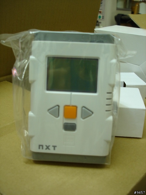 [開箱]偷玩小孩玩具~~樂高機器人教育版(LEGO MINDSTORMS NXT 9797)+補充零件套件9648
