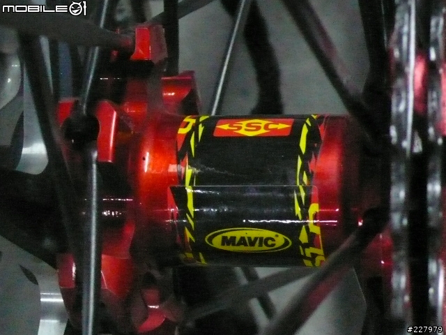 [分享]低調的華麗BMC team elite 02 年度心得報告 AND 08"FOX F100 RLC AND 08"XTR CARBON 後變