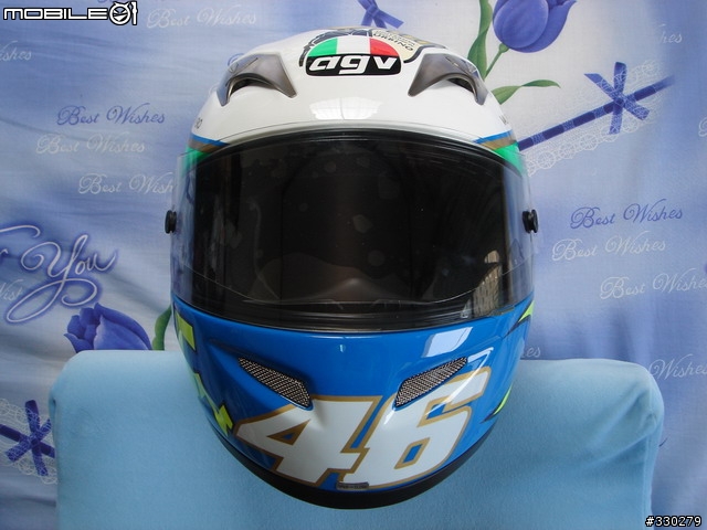 [分享]給女友最好的-AGV TI-TECH IL LAUREATO博士帽(4/28更新)
