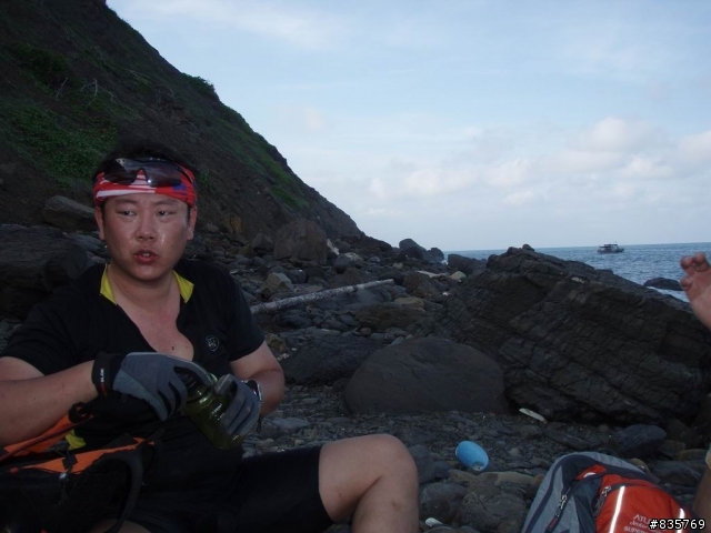 台灣海岸的最後一片淨土-阿塱壹古道(一段車騎人多於人騎車的路線)