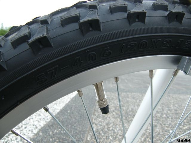 [開箱分享]平價3K小折20"日本SHIMANO 6段變速折疊車FLAT