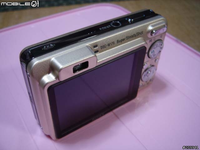 [不專業開箱文]Sony W170 (圖多)