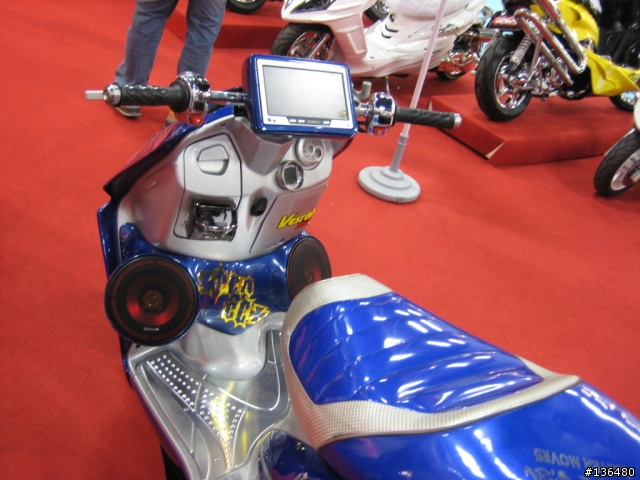 [分享]2008世貿機車展!!(小心~近百張圖)