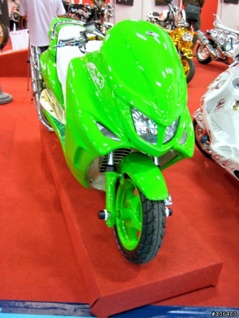 [分享]2008世貿機車展!!(小心~近百張圖)