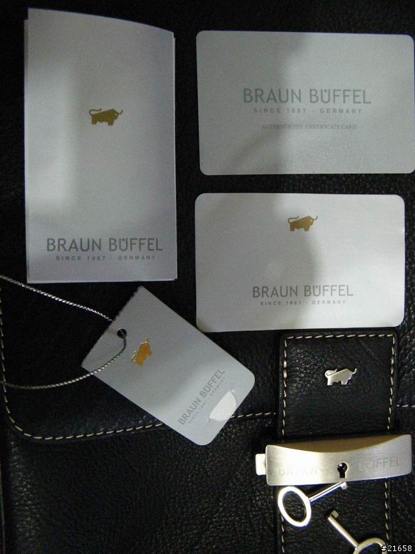 BRAUN BUFFEL小金牛－ (來至德國被鎖住的小金牛側背包)