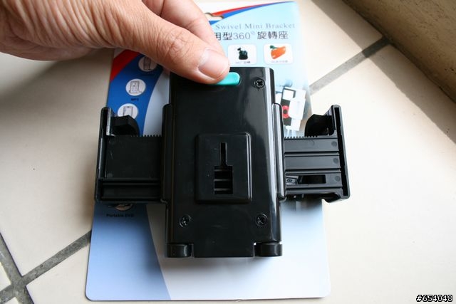 ［分享］GSR小藍鯨上車充與GPS車架（1F有版友相關連結）