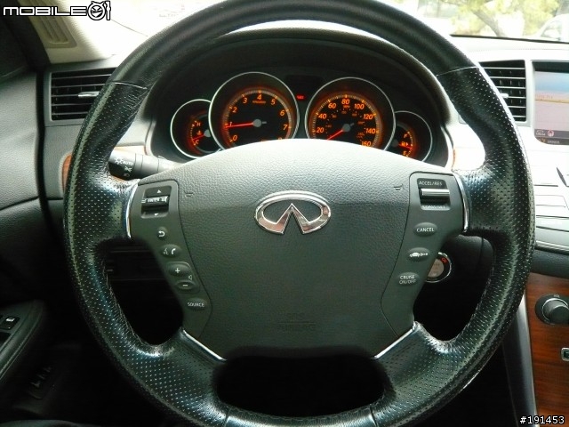 Infiniti M35X 照片先來
