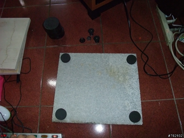 我只是想換組電腦喇叭，沒想到卻......   97/04/21 新增重低箱供桌