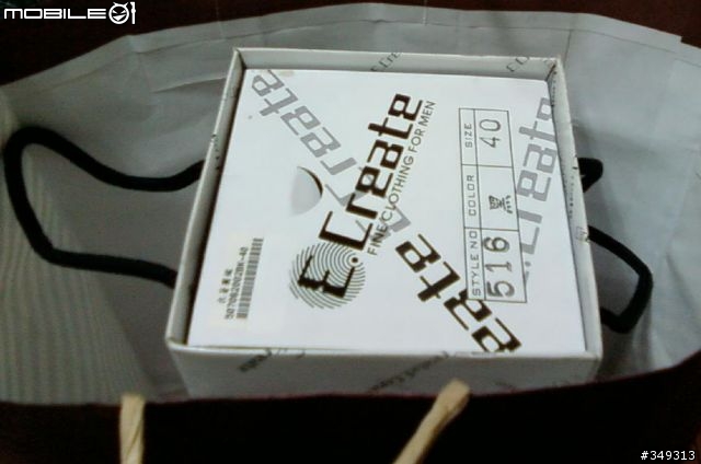 [分享]衣著圖鑑品牌的新款商品---真皮手工拖鞋