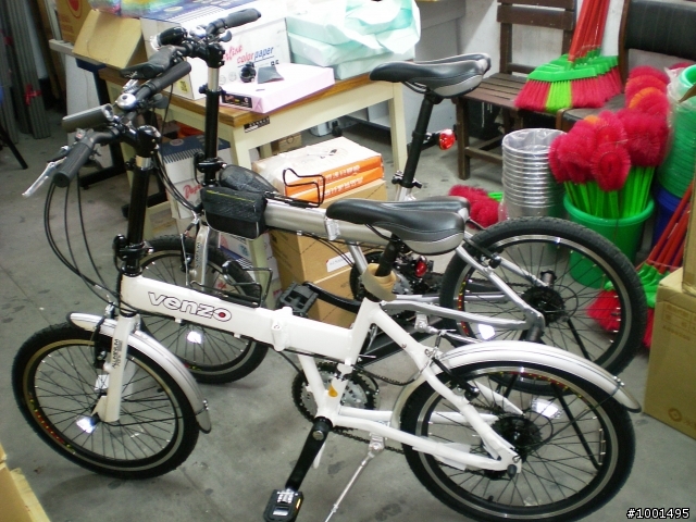 昨天牽的VENZO 2028 白色