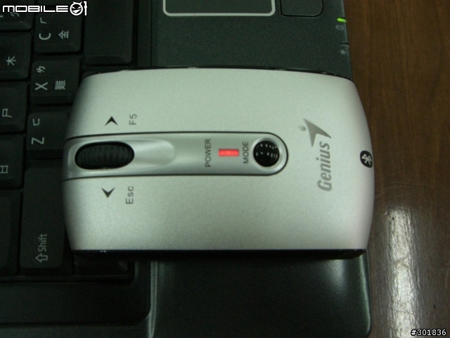 [開箱/測試/分享/勸敗] Genius Traveler 915BT Laser 簡報鼠(圖小多)