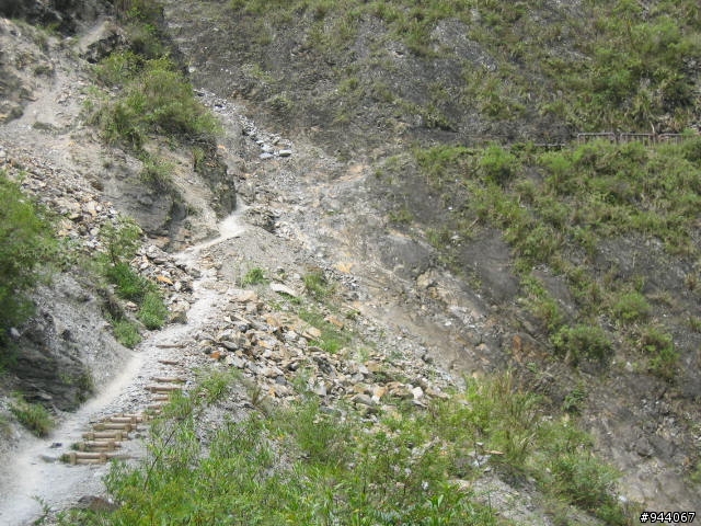超重口味登山林道(請問有人真的騎過這裡嗎)東浦 八通關