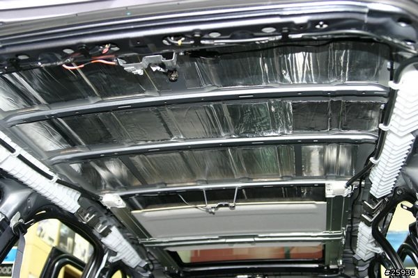小凹(outlander 2.4)車頂隔音隔熱工程