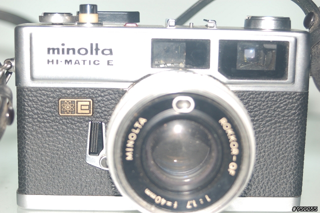 家裡的老相機–Minolta HI MATIC E