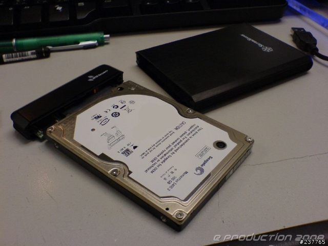 [開箱]  Silverstone Treasure TS01B 2.5" SATA 外接硬碟盒