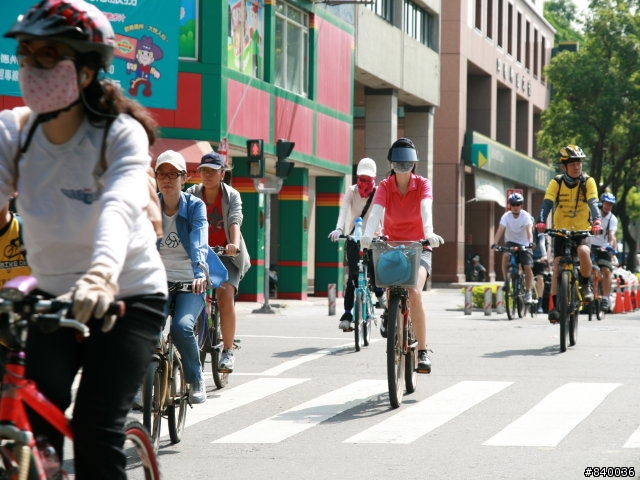 **高雄市5/4自行車日照片大集合**