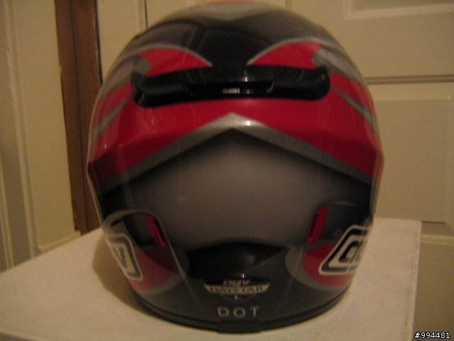 [分享]AGV 安全帽 & MOTOGP 防摔手套!!(新增影片連結)!!