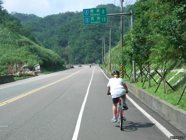 [遊記] 台北-宜蘭  非典型破百路線...(雙泰產業道路)