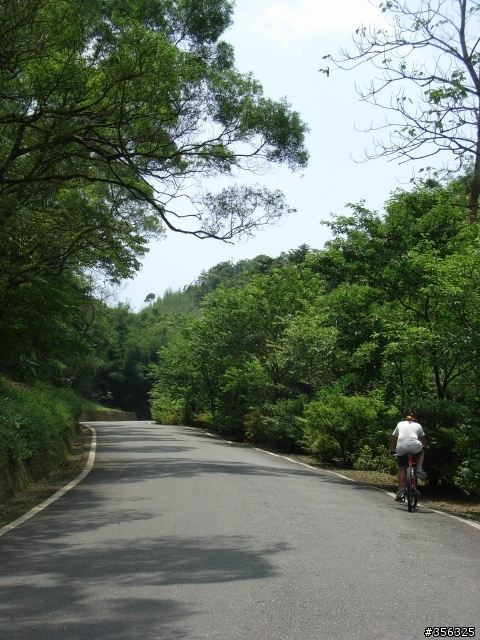 [遊記] 台北-宜蘭  非典型破百路線...(雙泰產業道路)