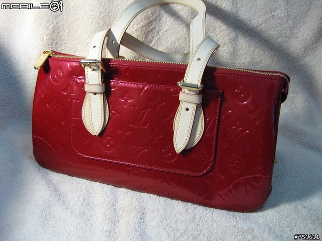 (分享)女王大人的生日禮物--LV Monogram Vernis series