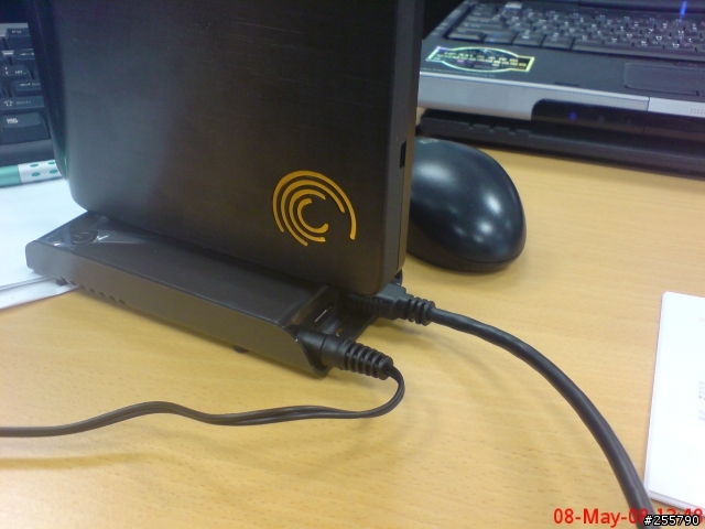 [開箱]5月10日更新 : Seagate FreeGent Pro 1TB的開箱文