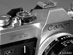 外公的防潮箱裡的玩物??CANON FTB???