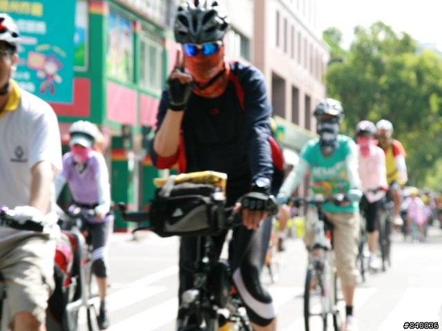 **高雄市5/4自行車日照片大集合**