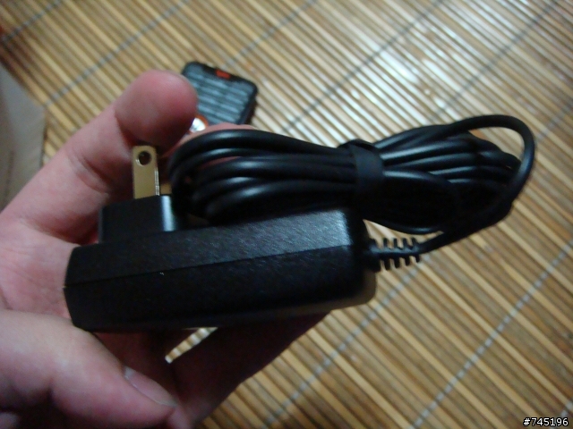 [補開箱]再低階也要用力玩音樂-W200(還有i?)