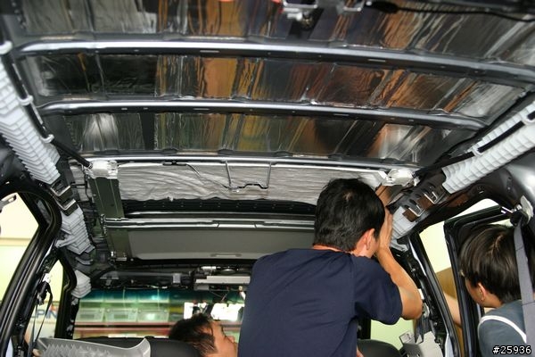 小凹(outlander 2.4)車頂隔音隔熱工程