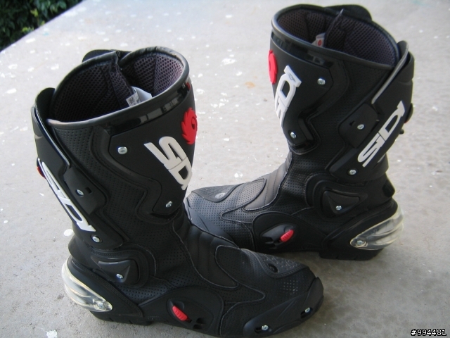 [燒][開箱分享] SIDI Vertigo Air Boots 防摔靴!!(大眼睛手套影片連結)!!